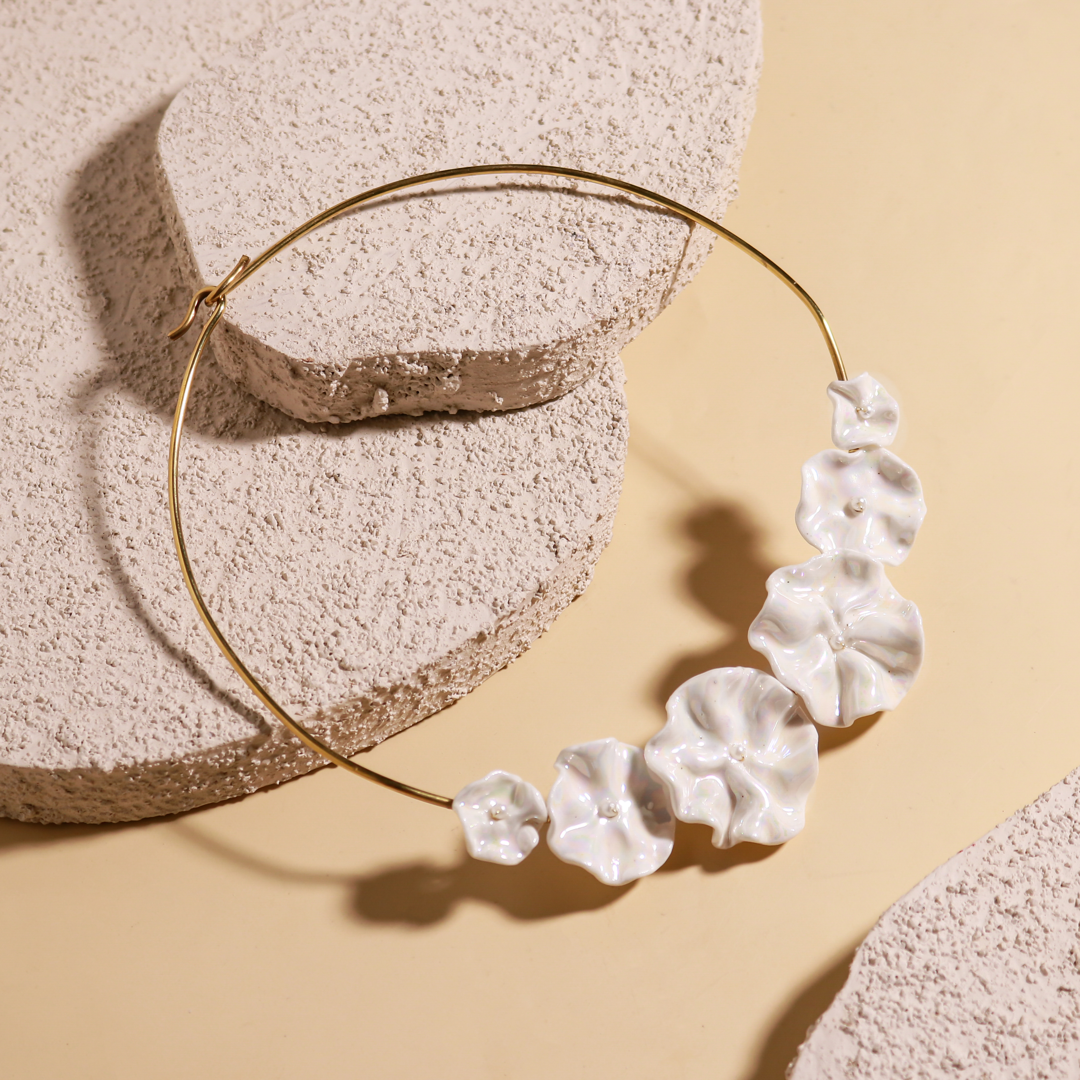 Kalung Lumineau